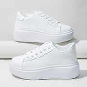 New Casual Sports Shoes With Comfortable White Color Suitable For Women