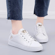 Autumn Rose Embroidery Thick Soled Leather Shoes